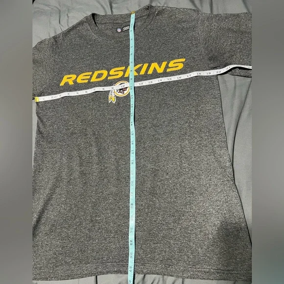 Washington Redskins Football Logo Gray T-Shirt - Picture 5 of 5